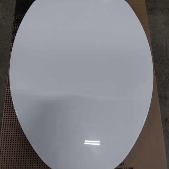 BENEKE BEMIS ELONGATED WHITE TOILET SEAT IN BOX - Picture 2 of 16